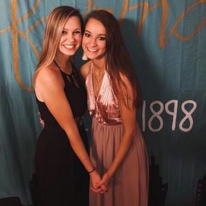 Meet your Posher, Lindsey